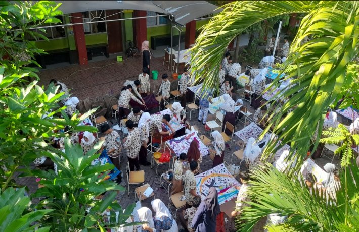 Classmeeting Canting Ceria Seru Nya Membatik